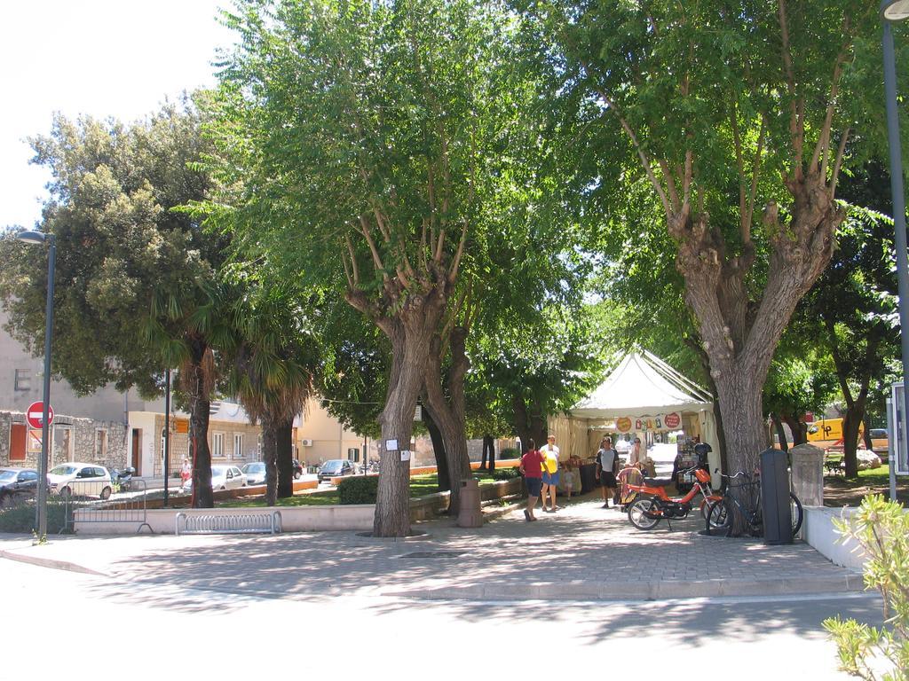 Apartments Mime - Small House Vodice Ngoại thất bức ảnh