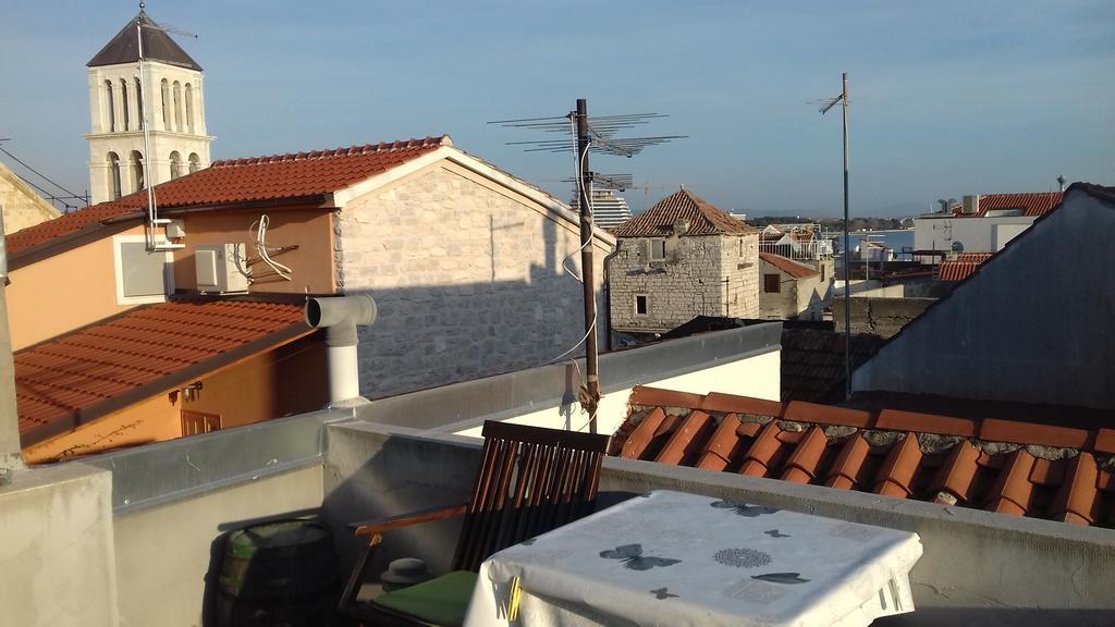 Apartments Mime - Small House Vodice Ngoại thất bức ảnh